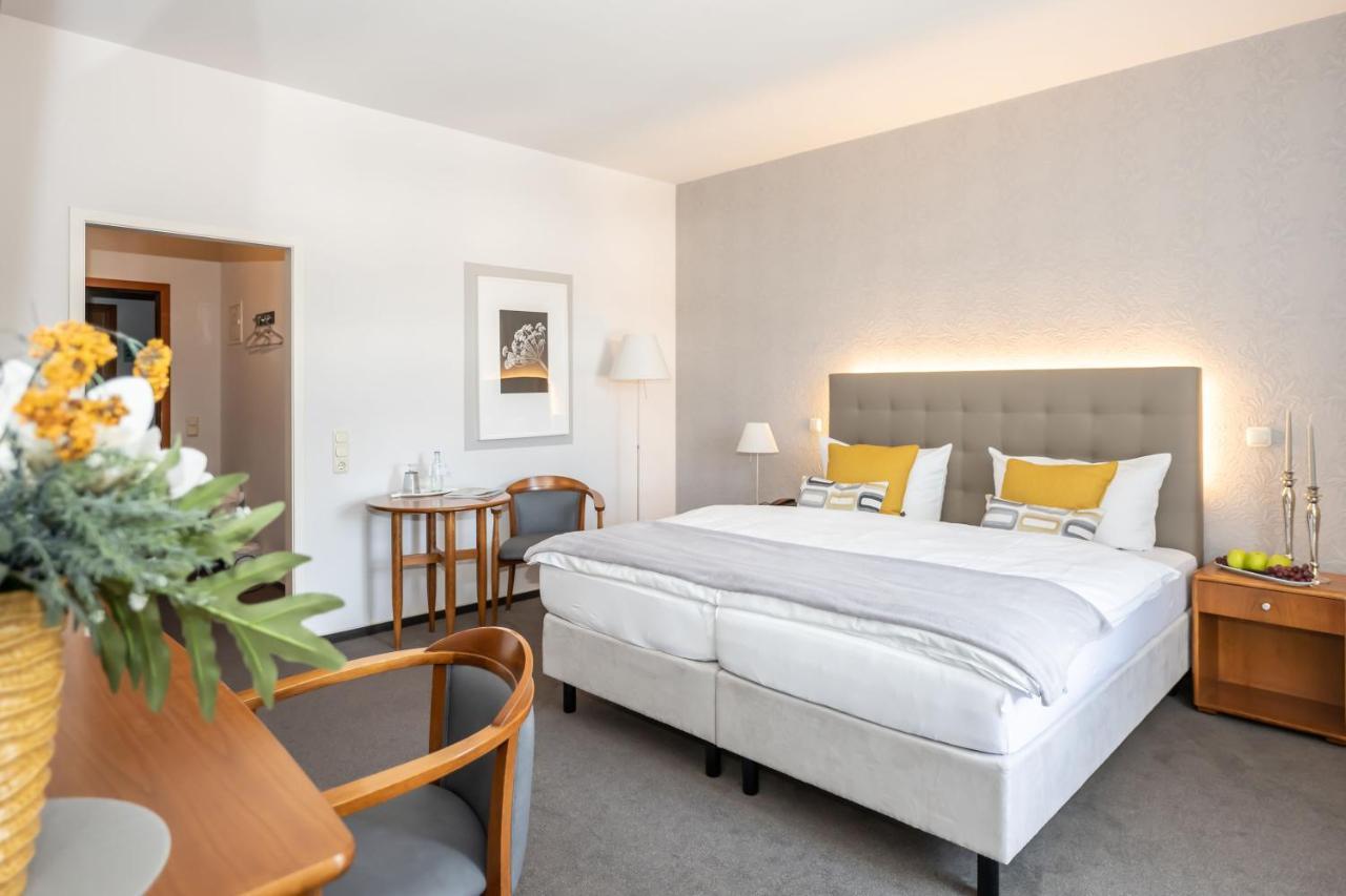 Hotel Moritz An Der Elbe Zeithain Екстер'єр фото