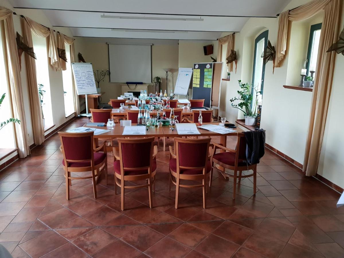 Hotel Moritz An Der Elbe Zeithain Екстер'єр фото